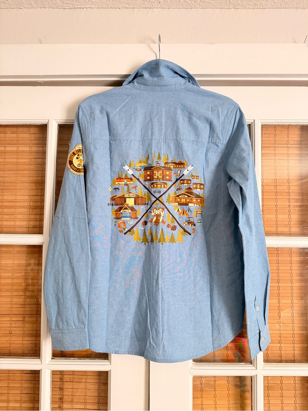 Disney Parks Fort Wilderness Button Up Shirt Medium NWT